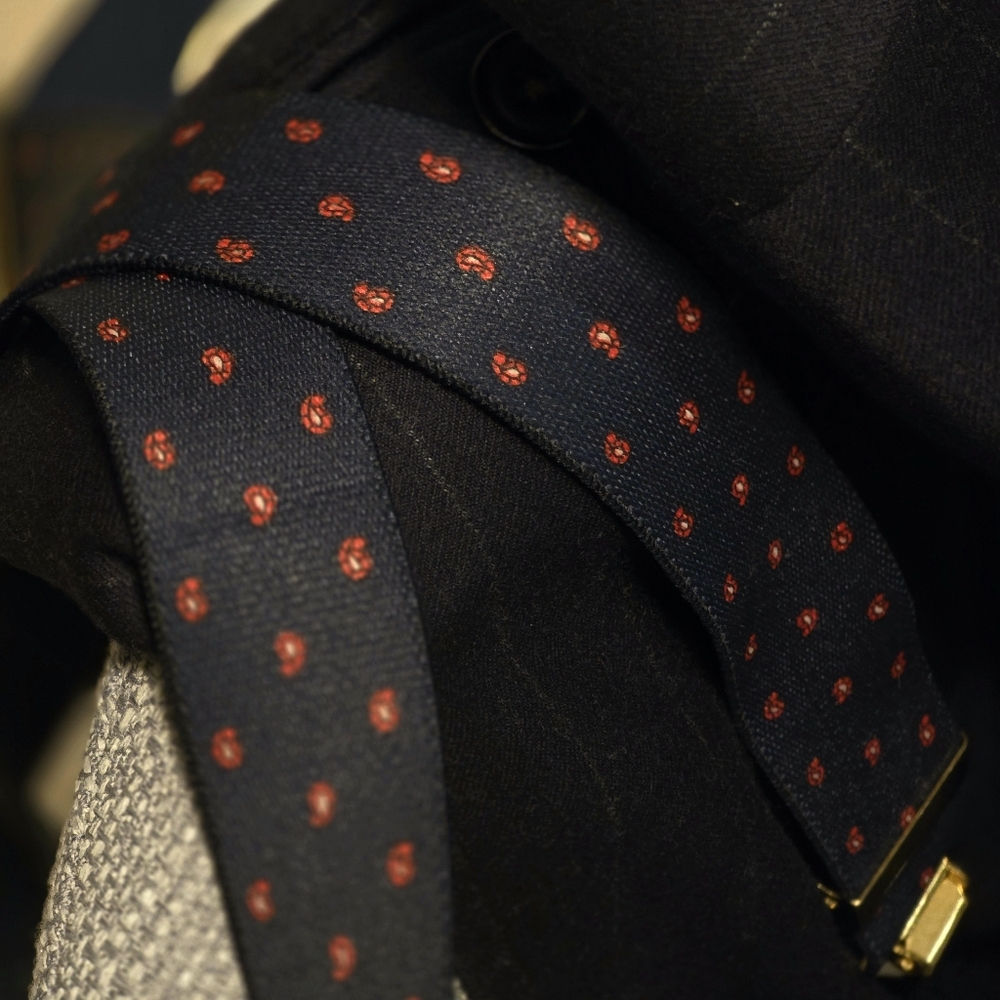 Suspenders